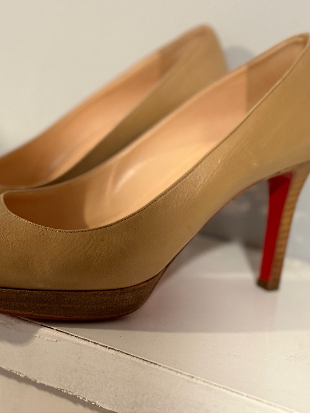 Christian Louboutin Beige Leather Pumps with Red Sole